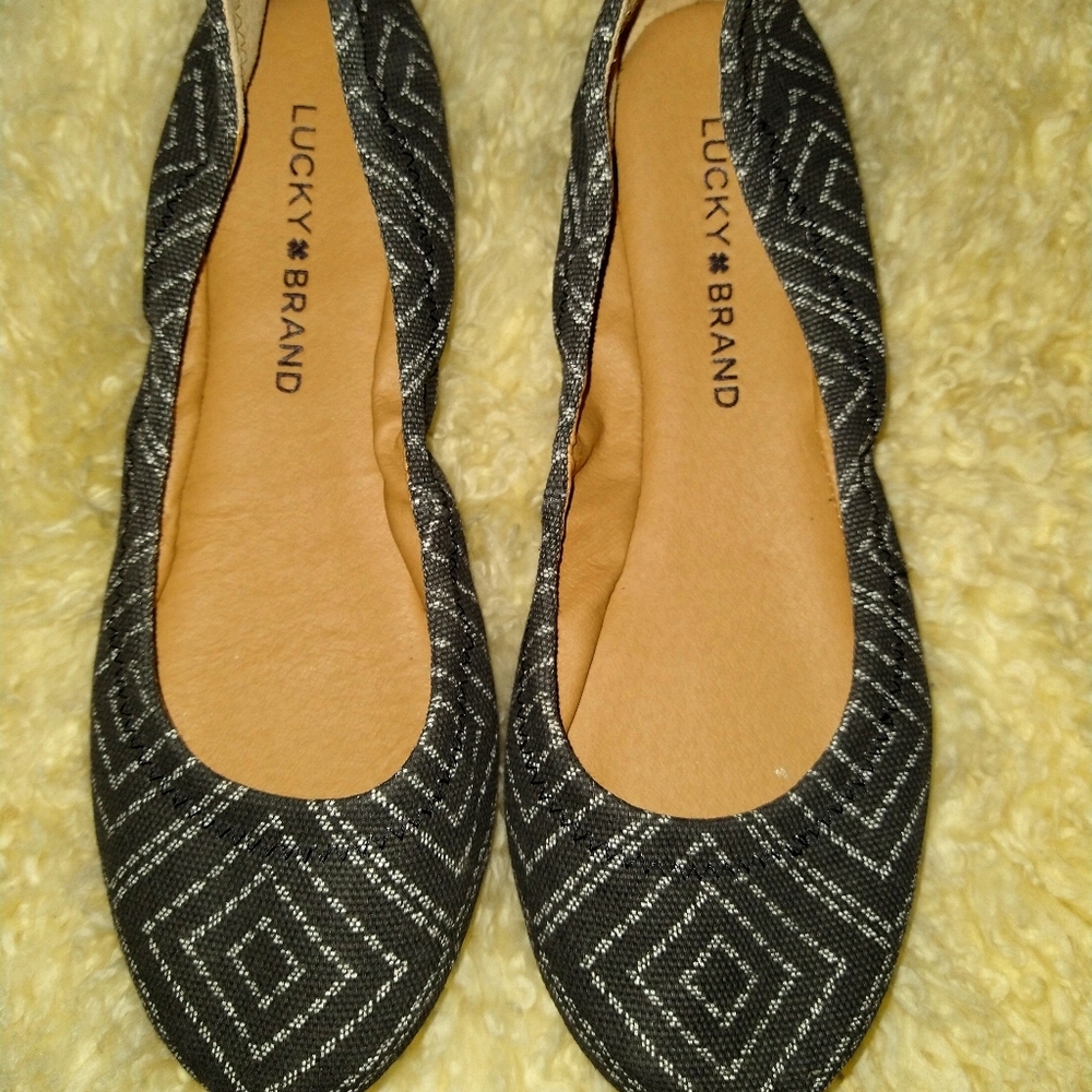 Lucky Brand Diamond Print ballet flats